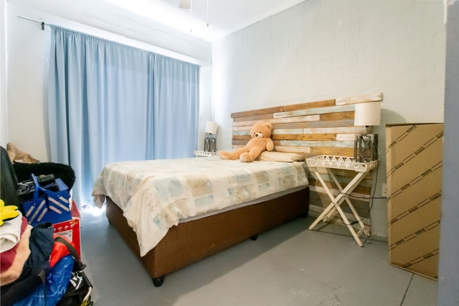 13 Bedroom Property for Sale in Olifantskop Western Cape